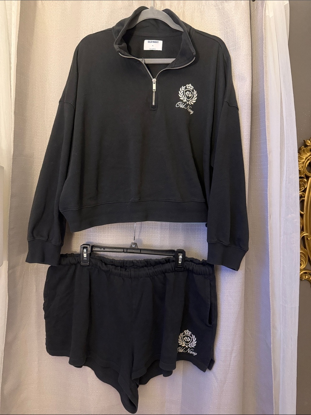 Old Navy Dark Gray Athletic Half-Zip Sweatshirt & Elastic-Waist Shorts Set